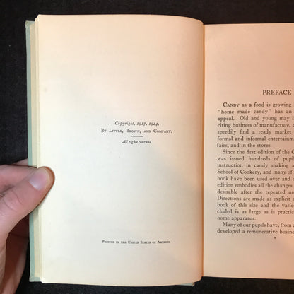 The Candy Cook Book - Alice Bradley - 1926