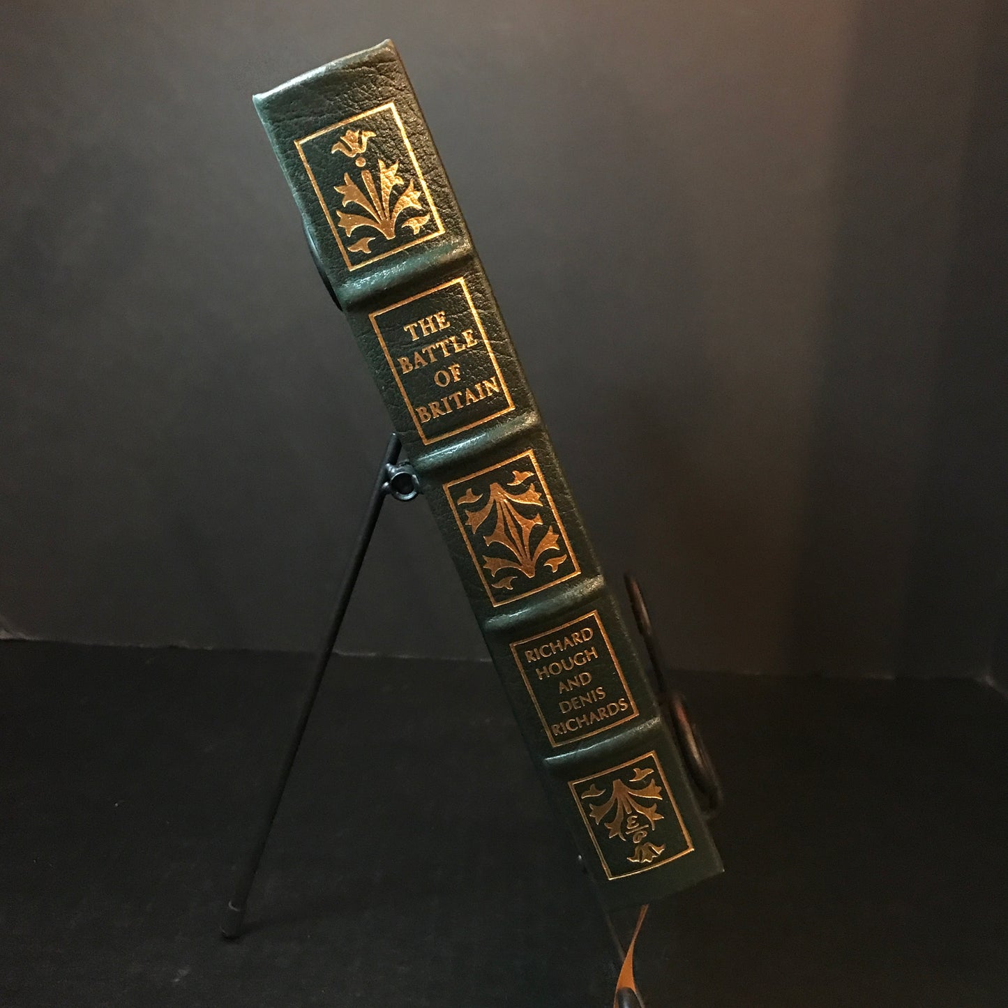 The Battle of Britain - Richard Hough and Denis Richards - Easton Press - 2004