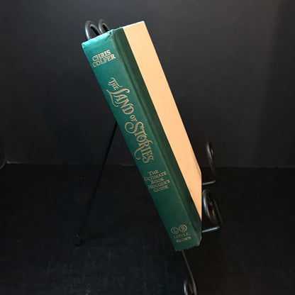 The Land of Stories: The Ultimate Book Hugger's Guide - Chris Colfer - 1st Edition - Signed - 2018