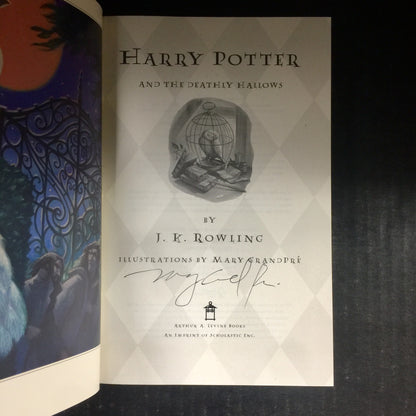 Harry Potter and The Deathly Hallows - J.K. Rowling - Signed by Illustrator - Deluxe Edition - 2007