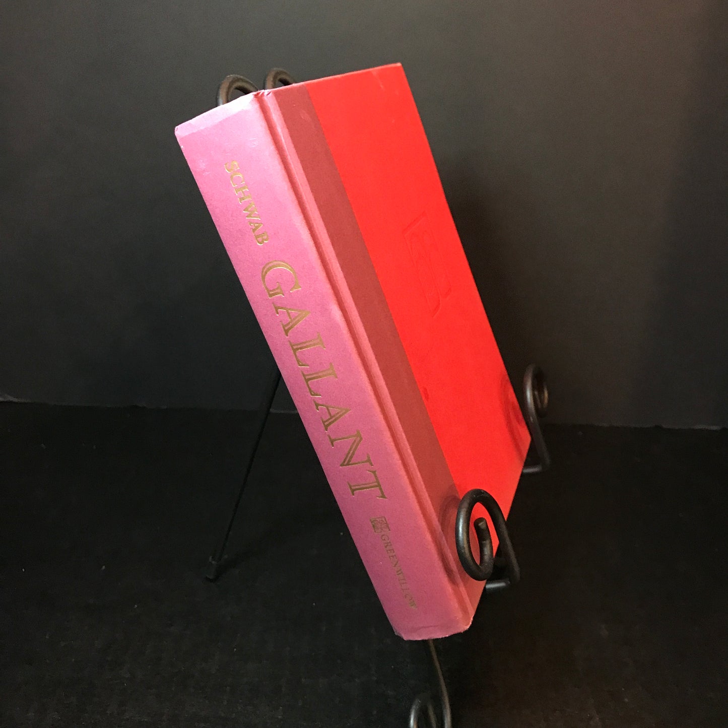 Gallant - V. E. Schwab - Signed - 1st Edition - 2022