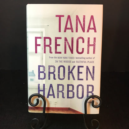 Broken Harbor - Tana French - Signed - 1st Edition - 2012