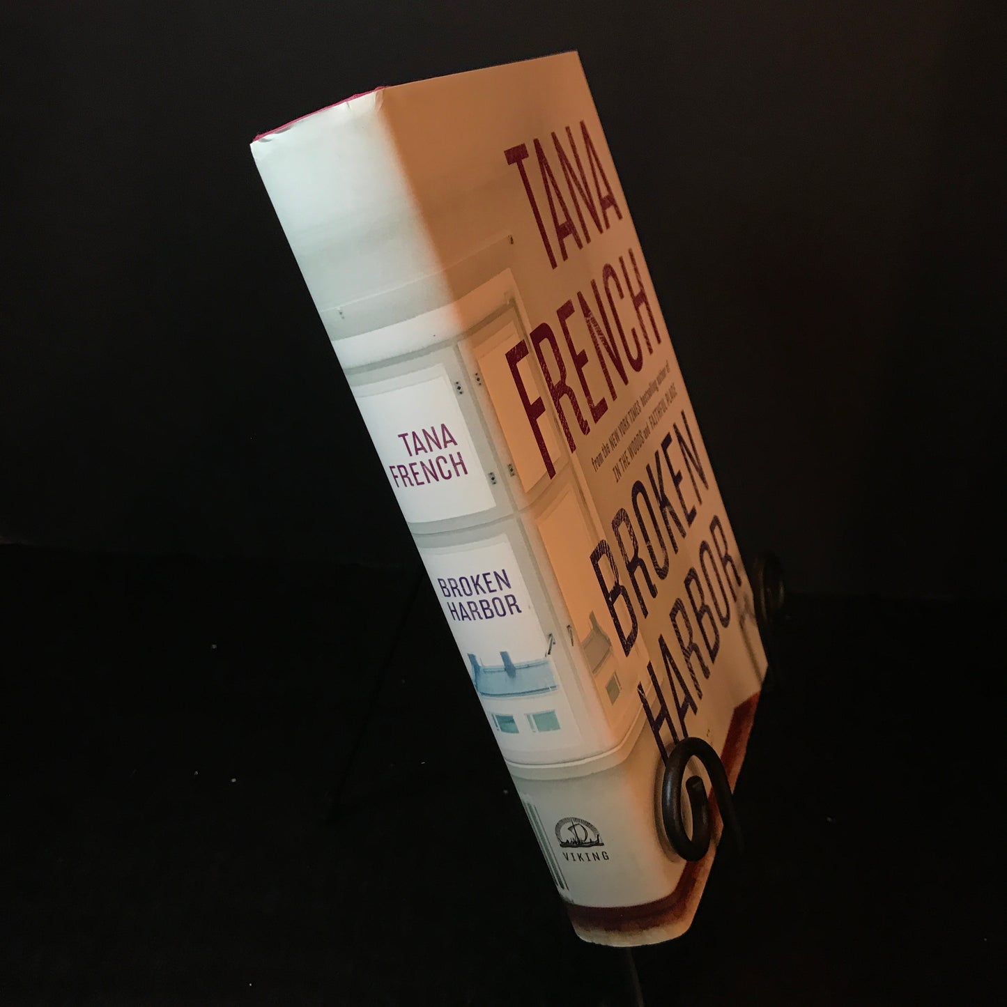 Broken Harbor - Tana French - Signed - 1st Edition - 2012