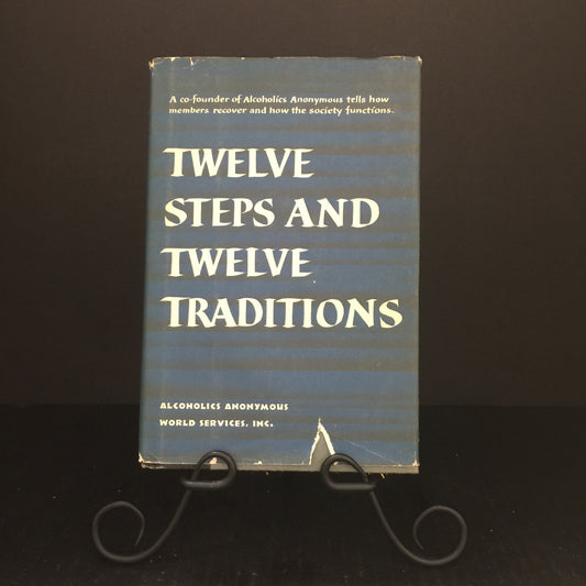 Twelve Steps and Twelve Traditions - Alcoholics Anonymous - Fourteenth Printing - 1975