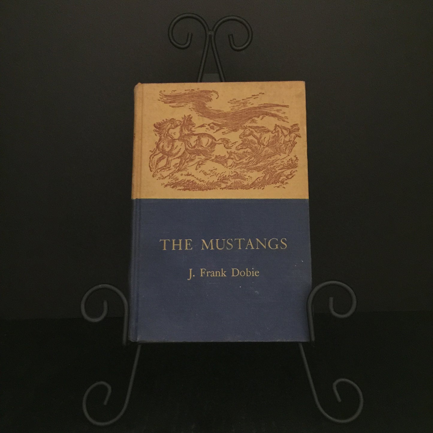 The Mustangs - J. Frank Dobie - First Edition - 1952
