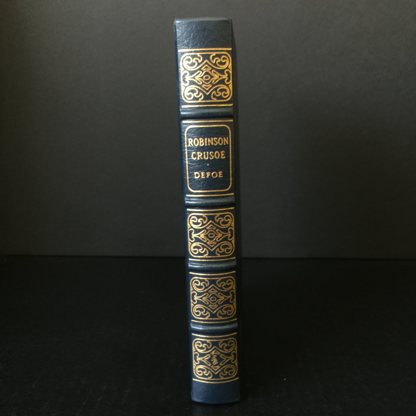 Robinson Crusoe - Daniel Defoe - Easton Press - 1976