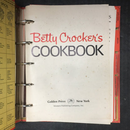 Betty Crocker's Cookbook - Betty Crocker - Ninth Print - 1971