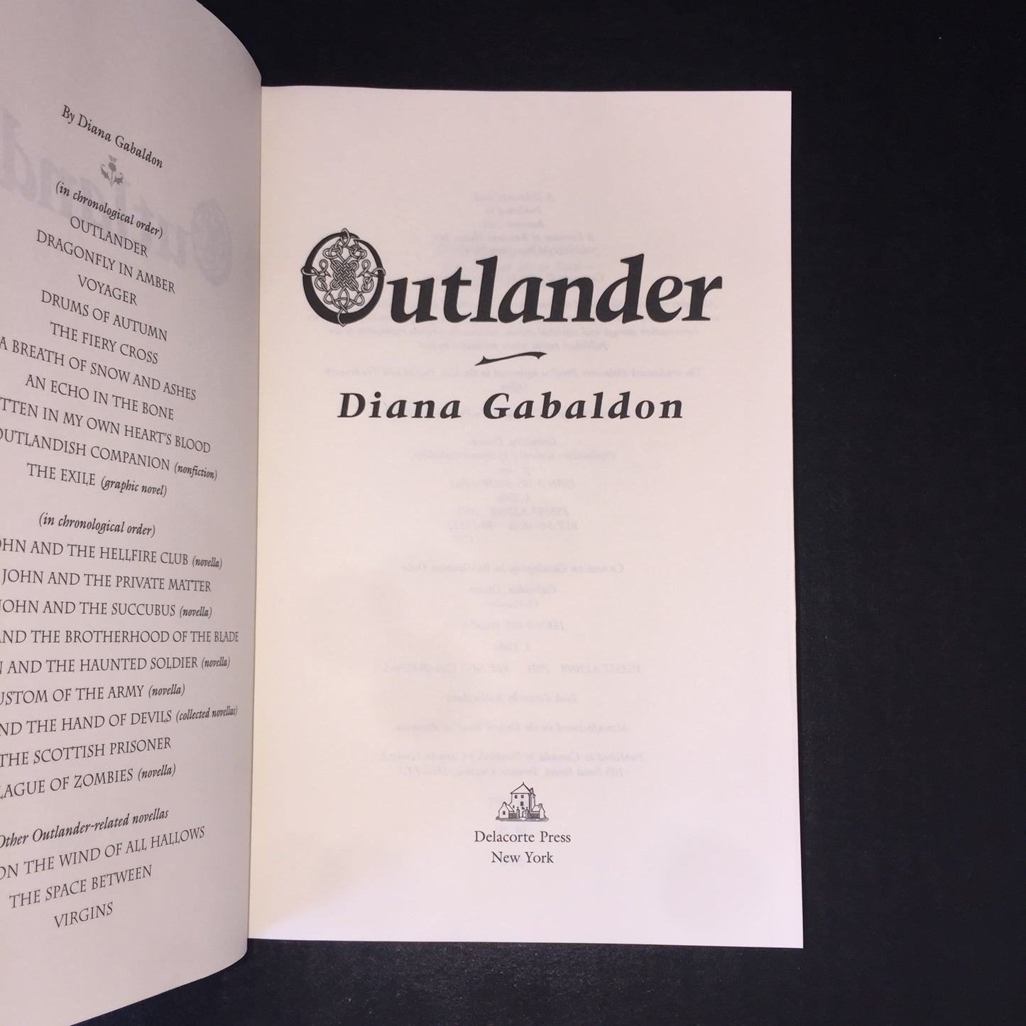 Outlander - Diana Gabaldon - 1991