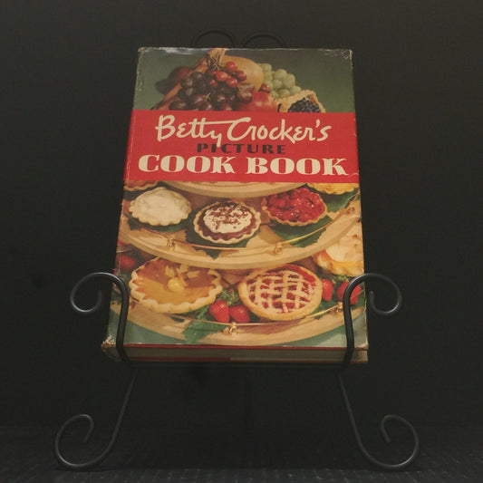 Betty Crocker's Picture Cook Book - General Mills Inc. - First Edition - Second Printing - 1950