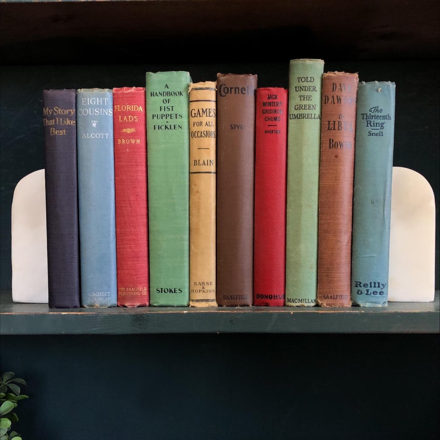 Vintage Hardcover Books by the Foot: Juvenile Readers