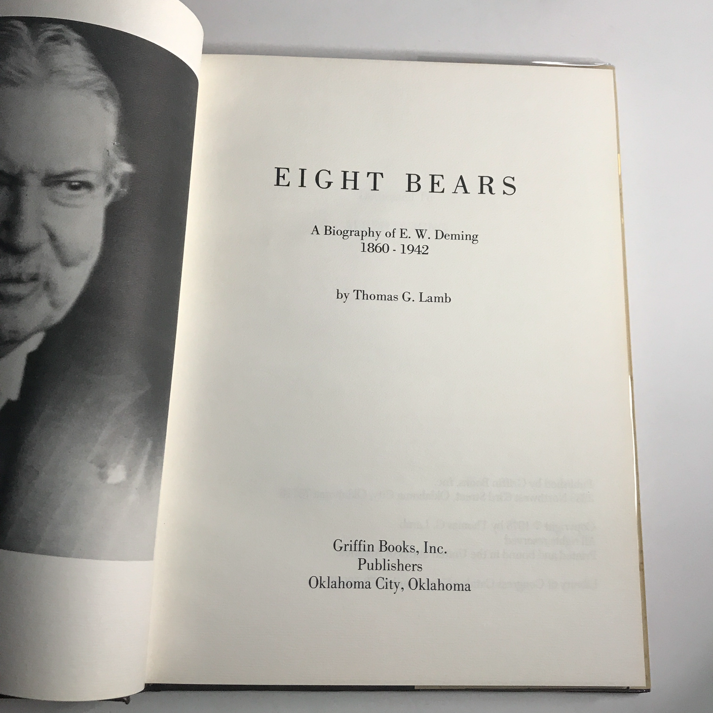 Eight Bears - Thomas G. Lamb - Signed - 1978