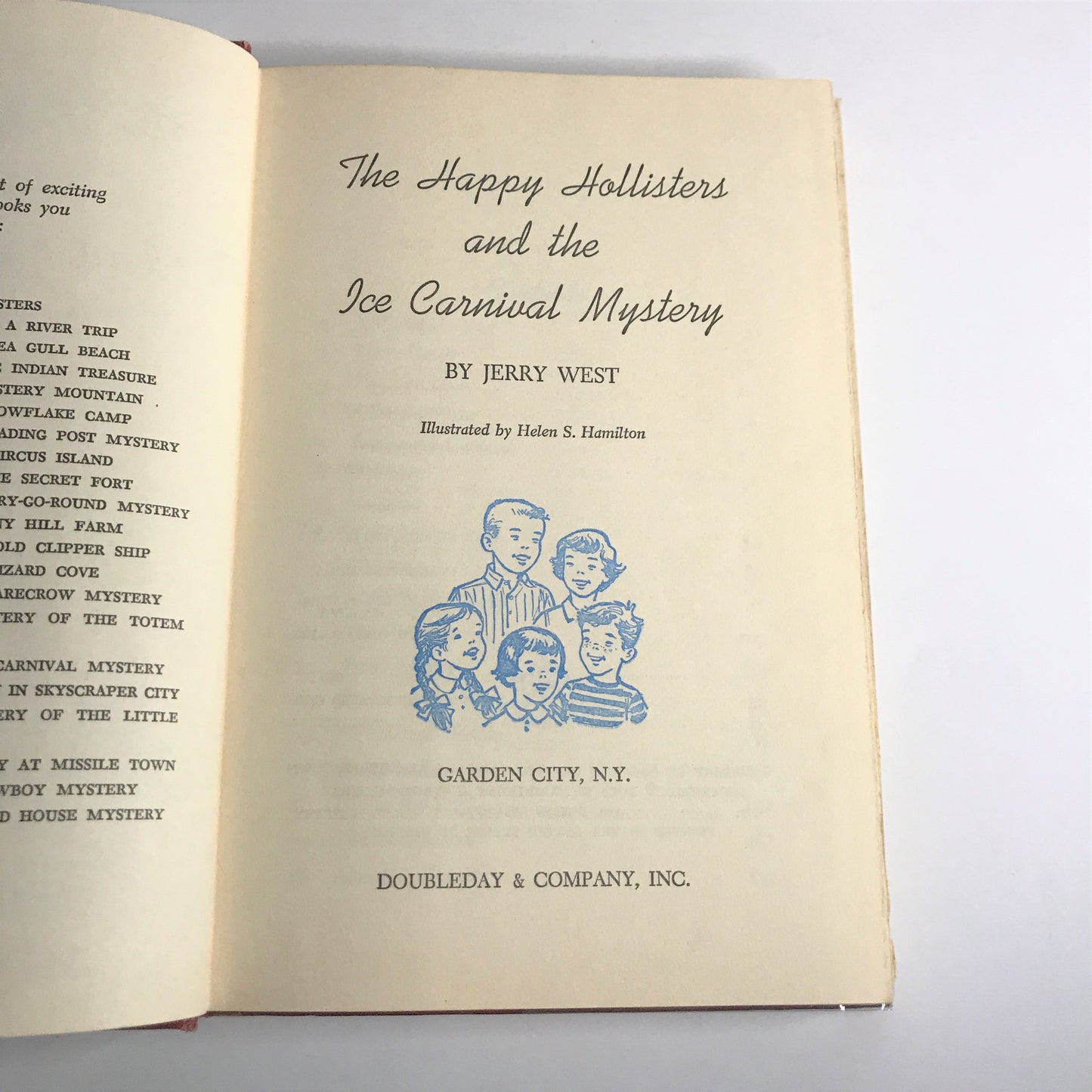 The Happy Hollisters and the Ice Carnival Mystery - Jerry West - 1958