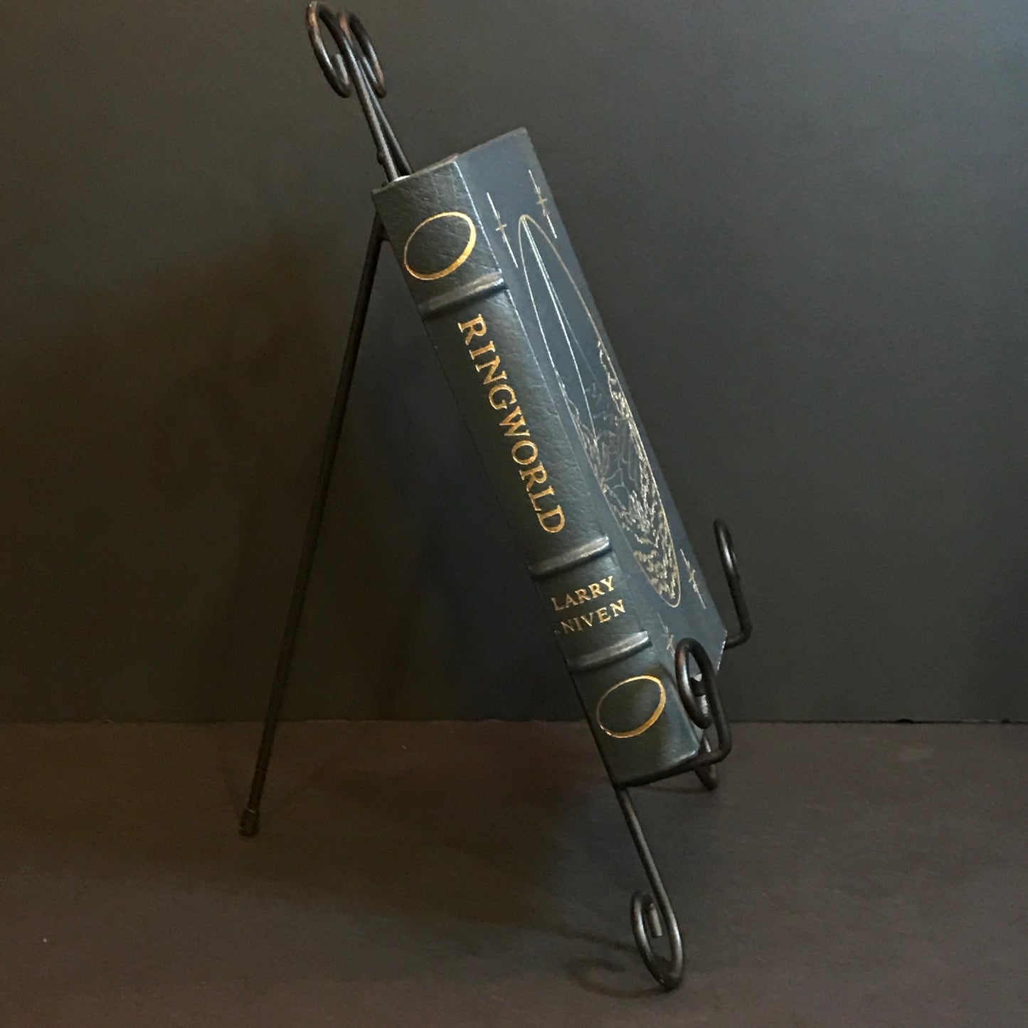 Ringworld - Larry Niven - 1st Thus - Easton Press - 1988