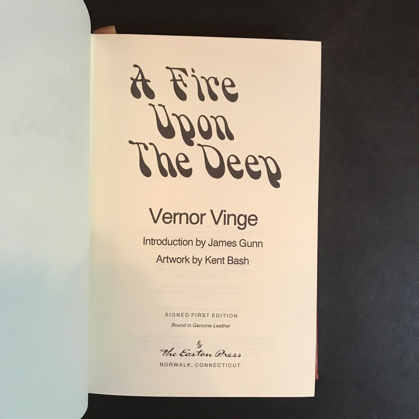 A Fire Upon the Deep - Vernor Vinge - Signed - 1st Edition - Easton Press - 1992