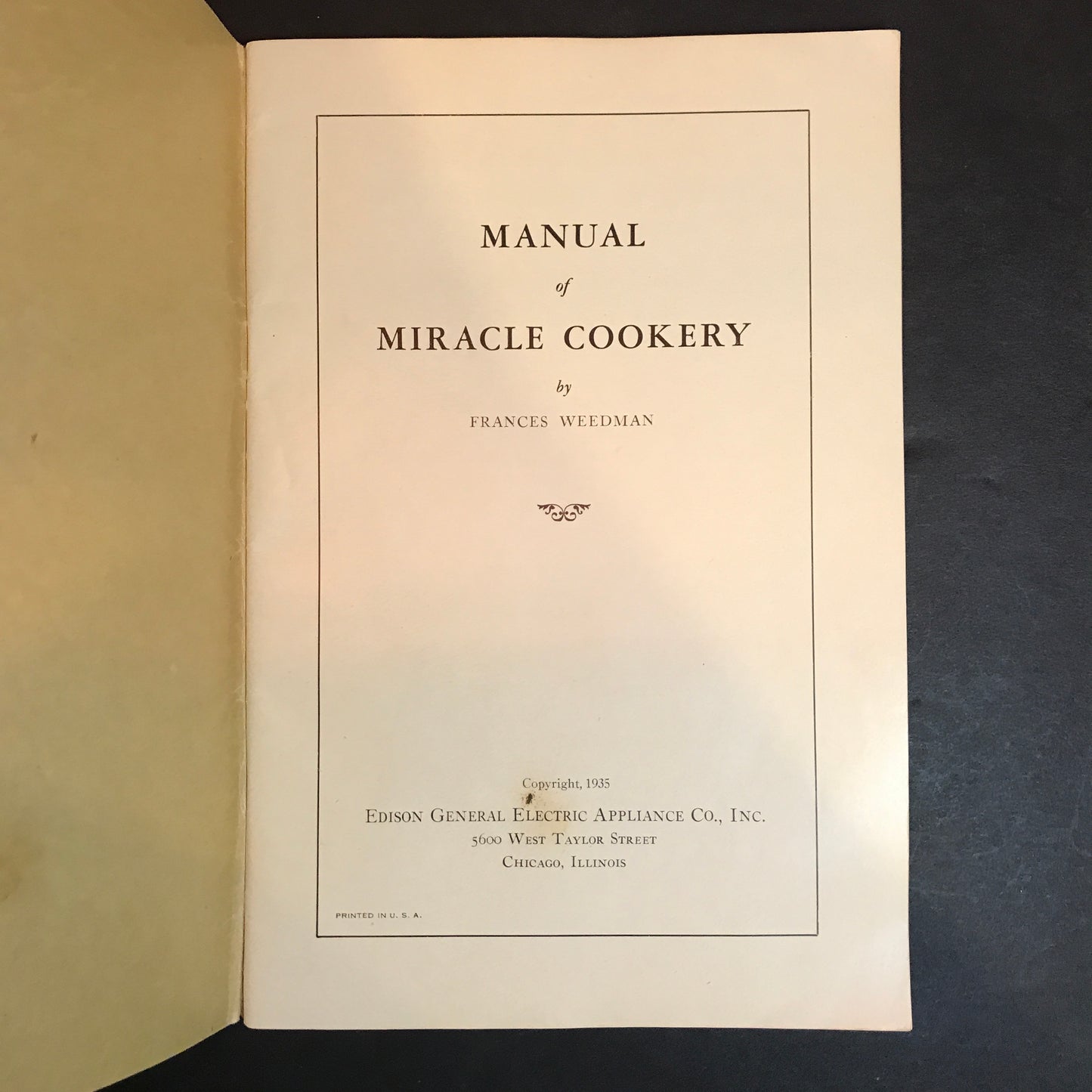 Manual of Miracle Cookery - Frances Weedman - 1935