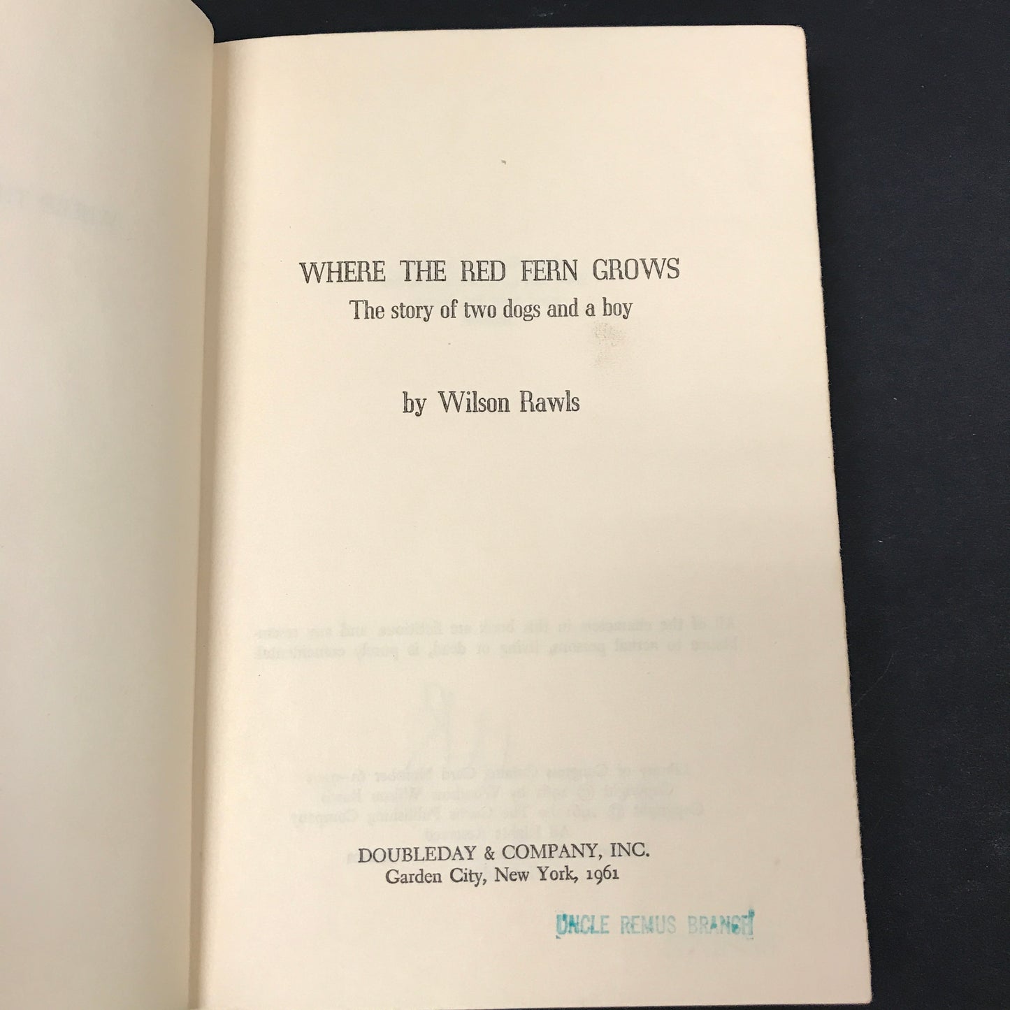 Where the Red Fern Grows - Wilson Rawls - 1st Edition - 1961