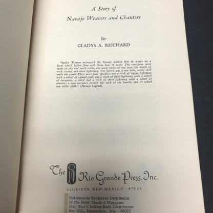 Spider Woman: Navajo Weavers and Chanters - Galdys A. Reichard - 1971