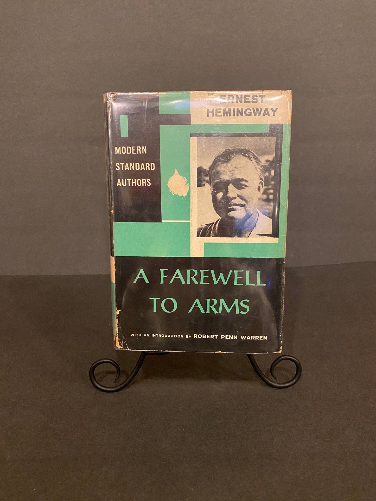 A Farewell to Arms - Ernest Hemingway - 1957