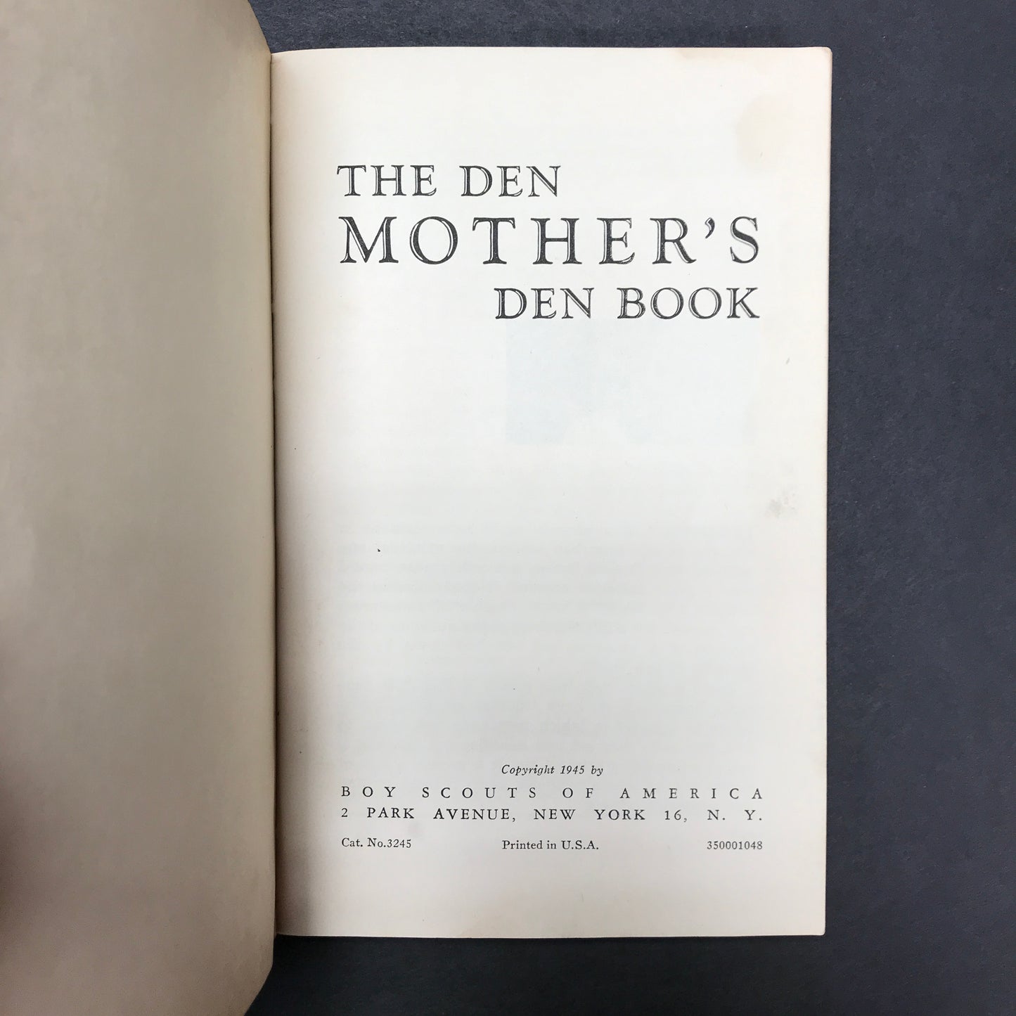 Den Mother's Denbook - Boy Scouts of America - 1st Edition - 1945