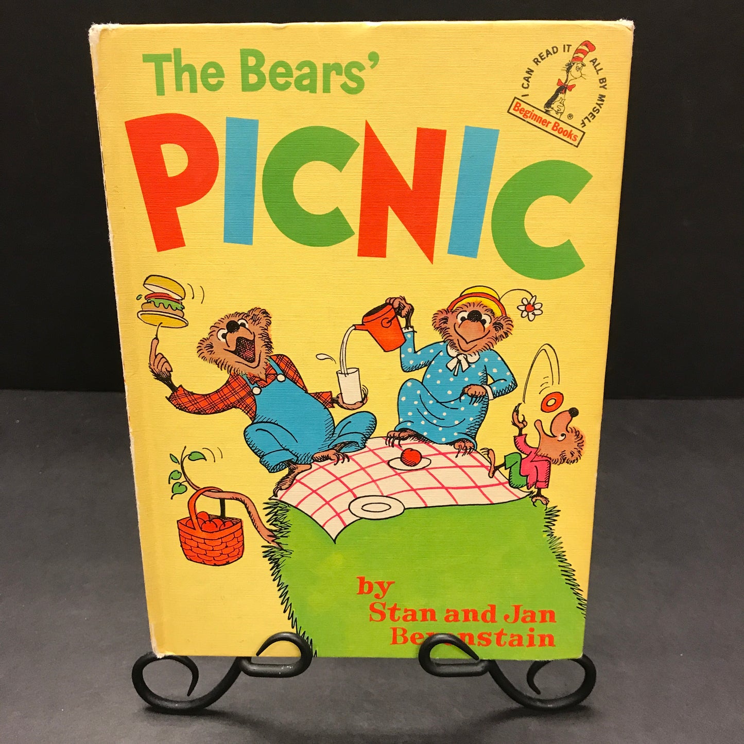 The Bears' Picnic - Stan and Jan Berenstain - Book Club Edition - 1966