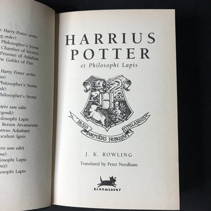 Harrius Potter et Philosophi Lapis - J. K. Rowling - 2003 - First Edition in Latin