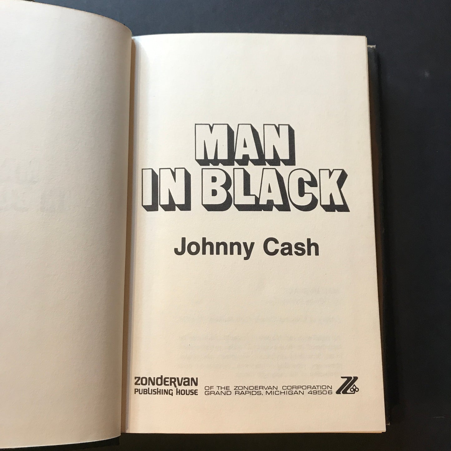 Man in Black - Johnny Cash - 1st Edition - 1975