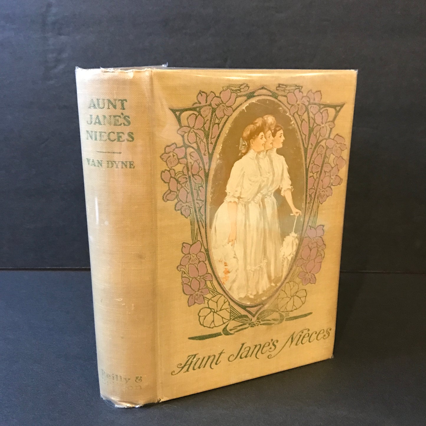 Aunt Jane's Nieces - Edith Van Dyne - L. Frank Baum Pseudonym - 1909/10 Reprint