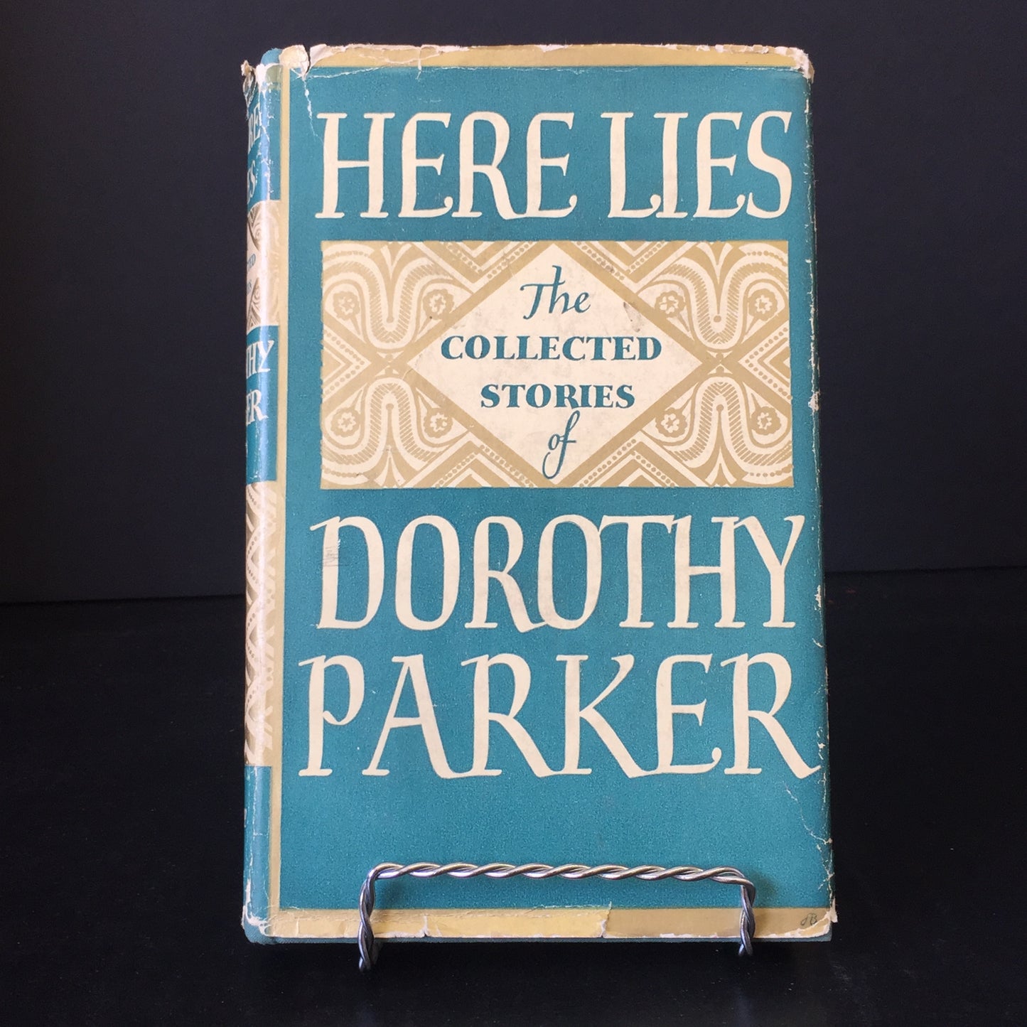 Here Lies: The Collected Works of Dorothy Parker - 1939 - Early Print