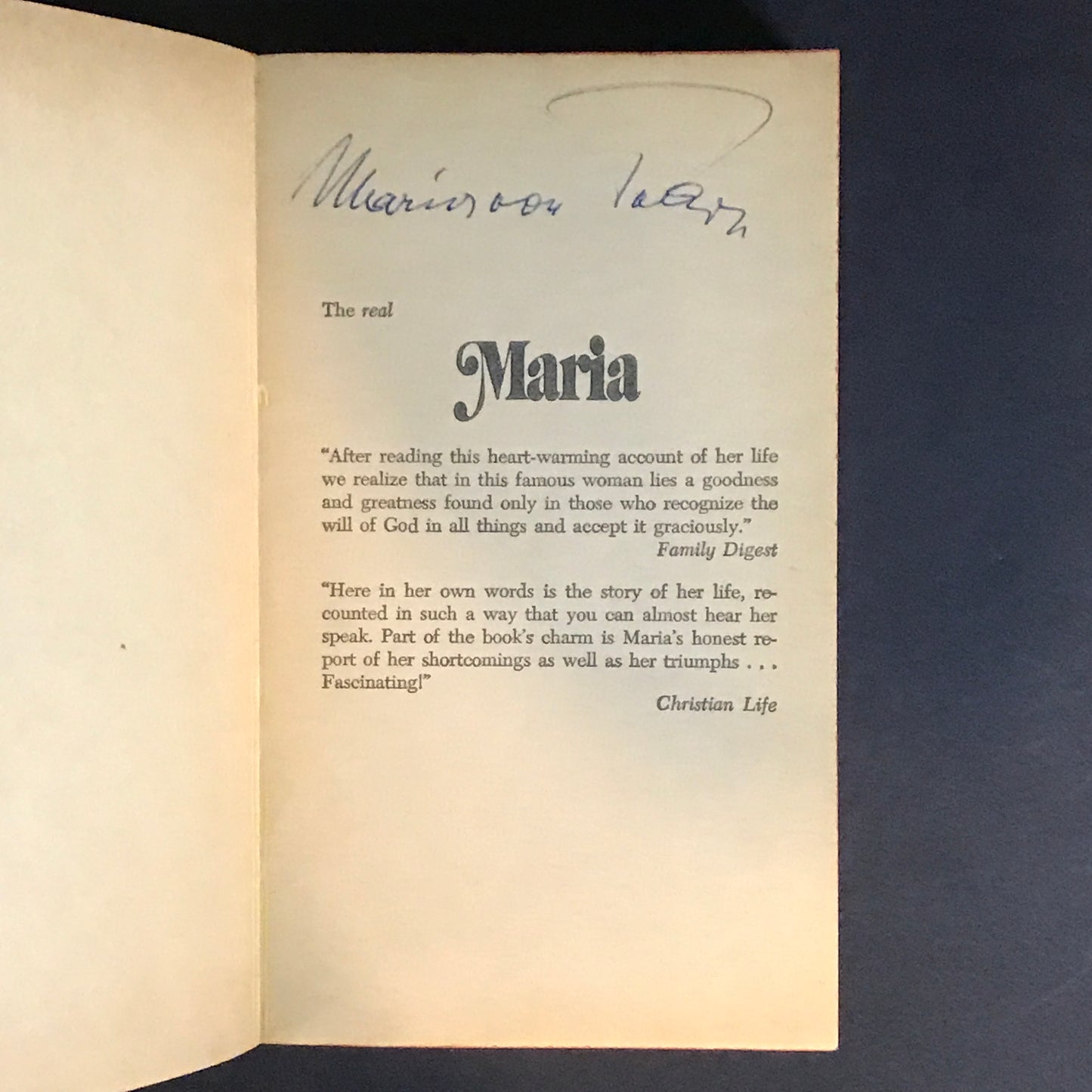 Maria: The True Story of the Beloved Heroine of the Sound of Music - Maria von Trapp - Signed with a Signed Picture - 1973