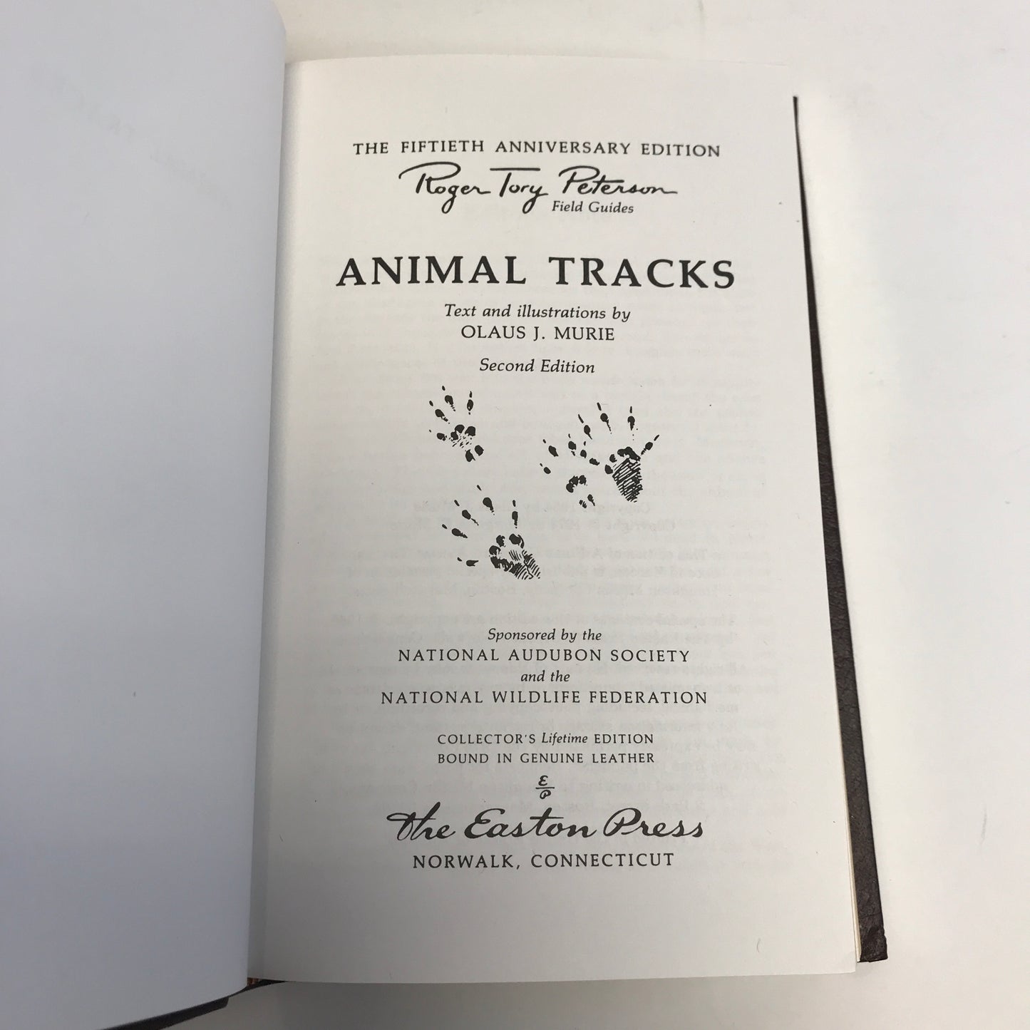 Animal Tracks - Olaus J. Murie - Roger Terry Peterson Field Guides - Easton Press - 1985