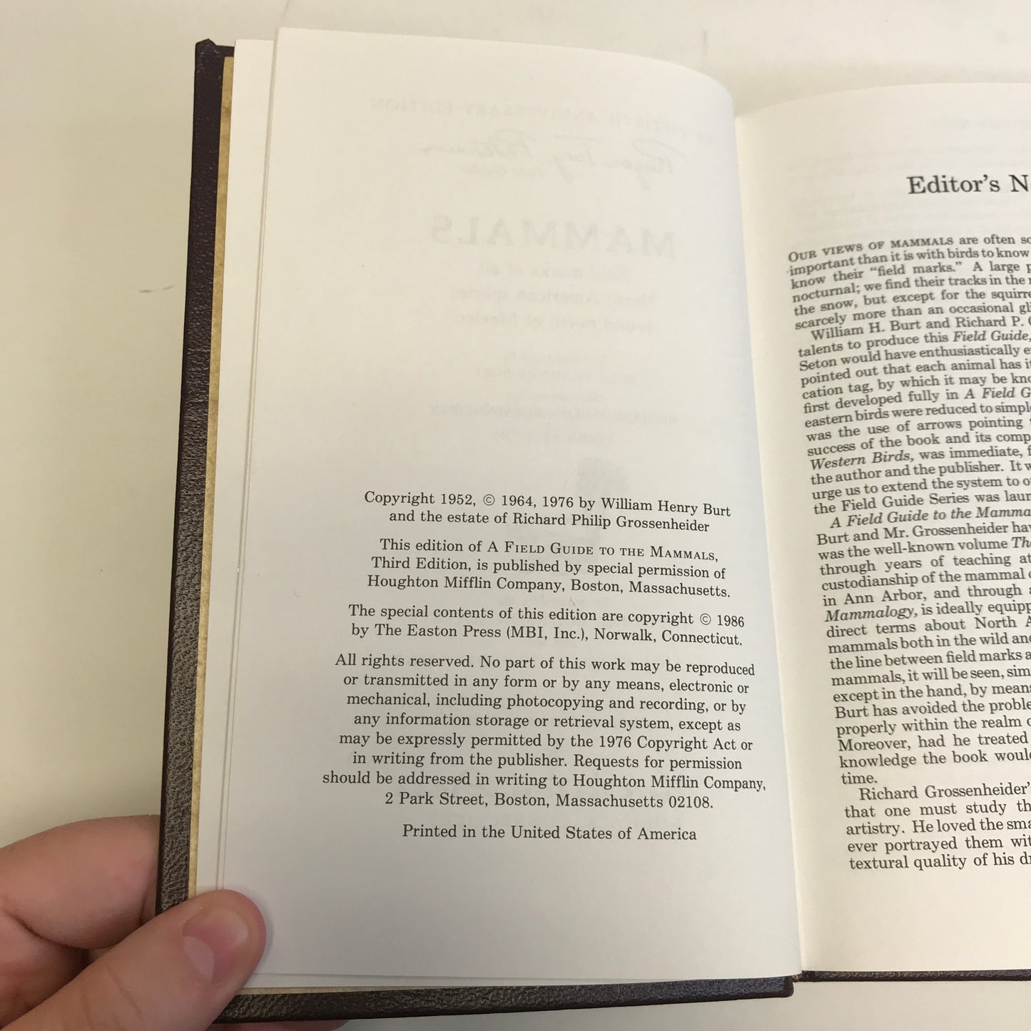 Mammals - William Henry Burt - Roger Terry Peterson Field Guides - Easton Press - 1986