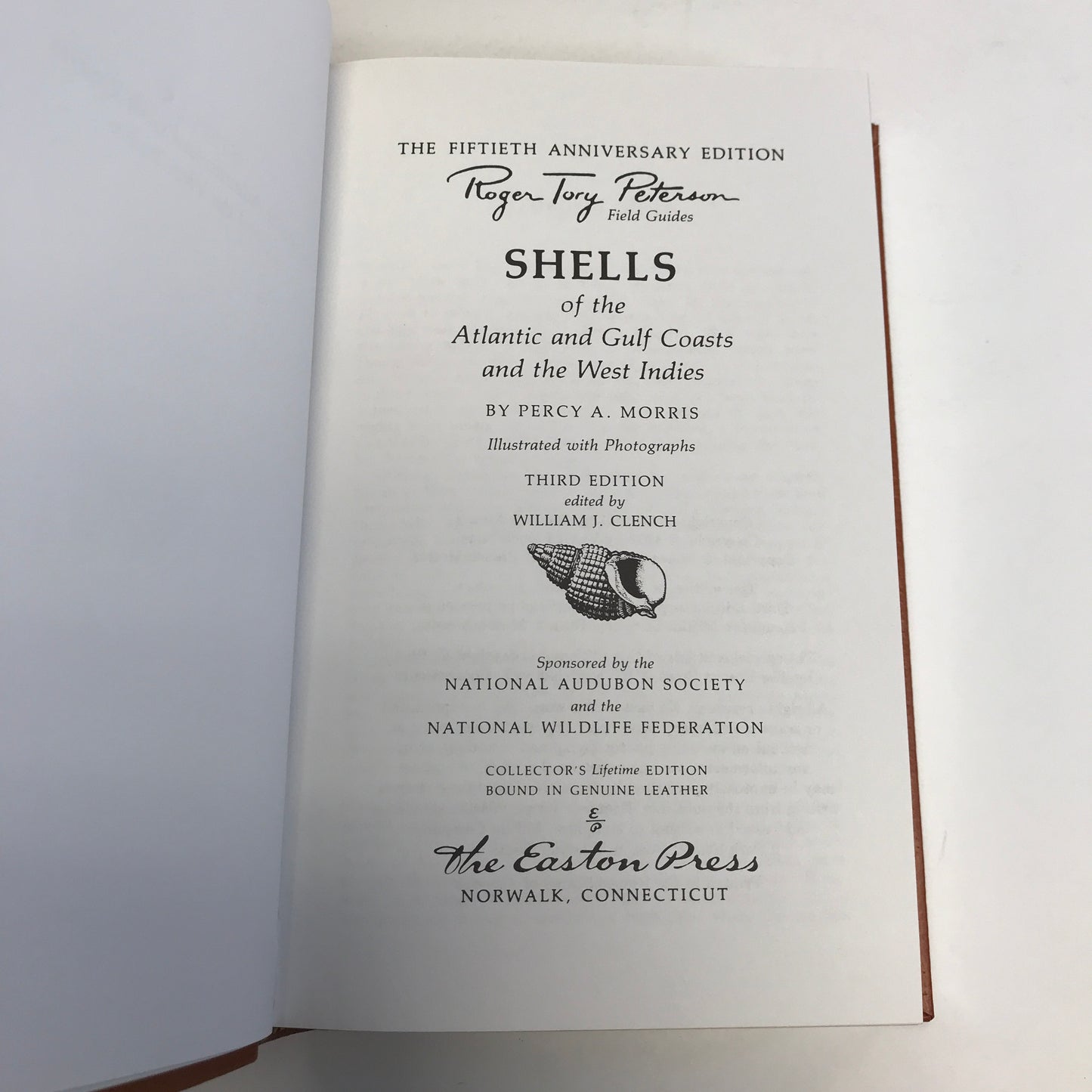 Atlantic Shells - Percy A. Morris - Roger Terry Peterson Field Guides - Easton Press - 1986