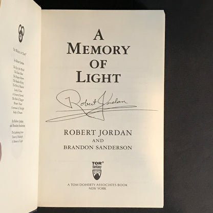 A Memory of Light - Robert Jordan and Brandon Sanderson - 1st Edition - 2013