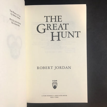 The Great Hunt - Robert Jordan - Book Club Edition - 1990