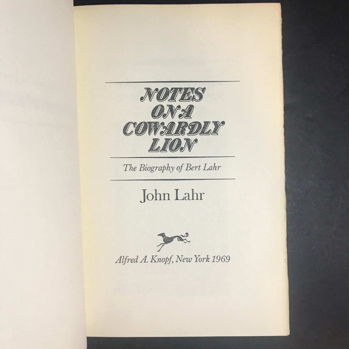 Notes On A Cowardly Lion - John Lahr - Book Club Edition - 1969