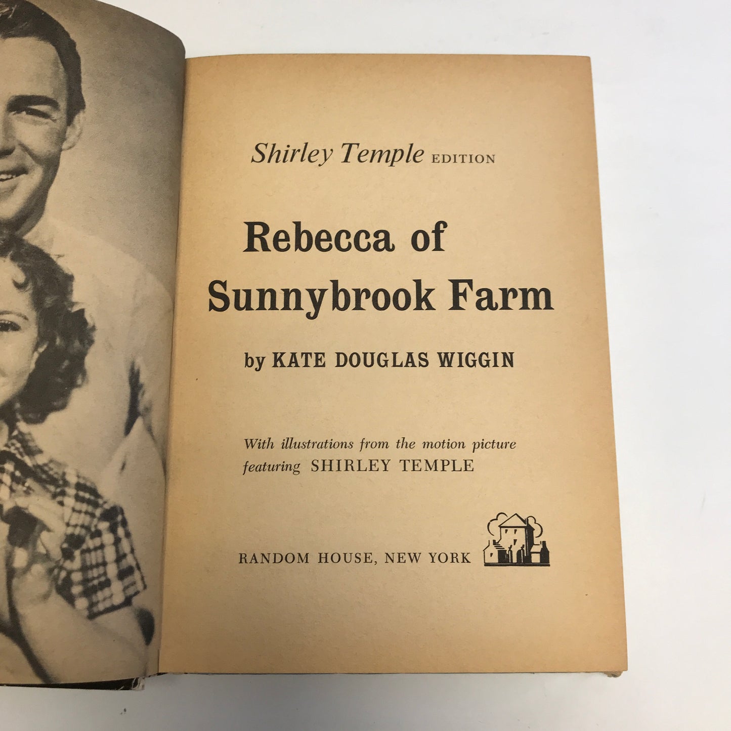 Rebecca of Sunnybrook Farm - Kate Douglas Wiggin - Shirley Temple Edition