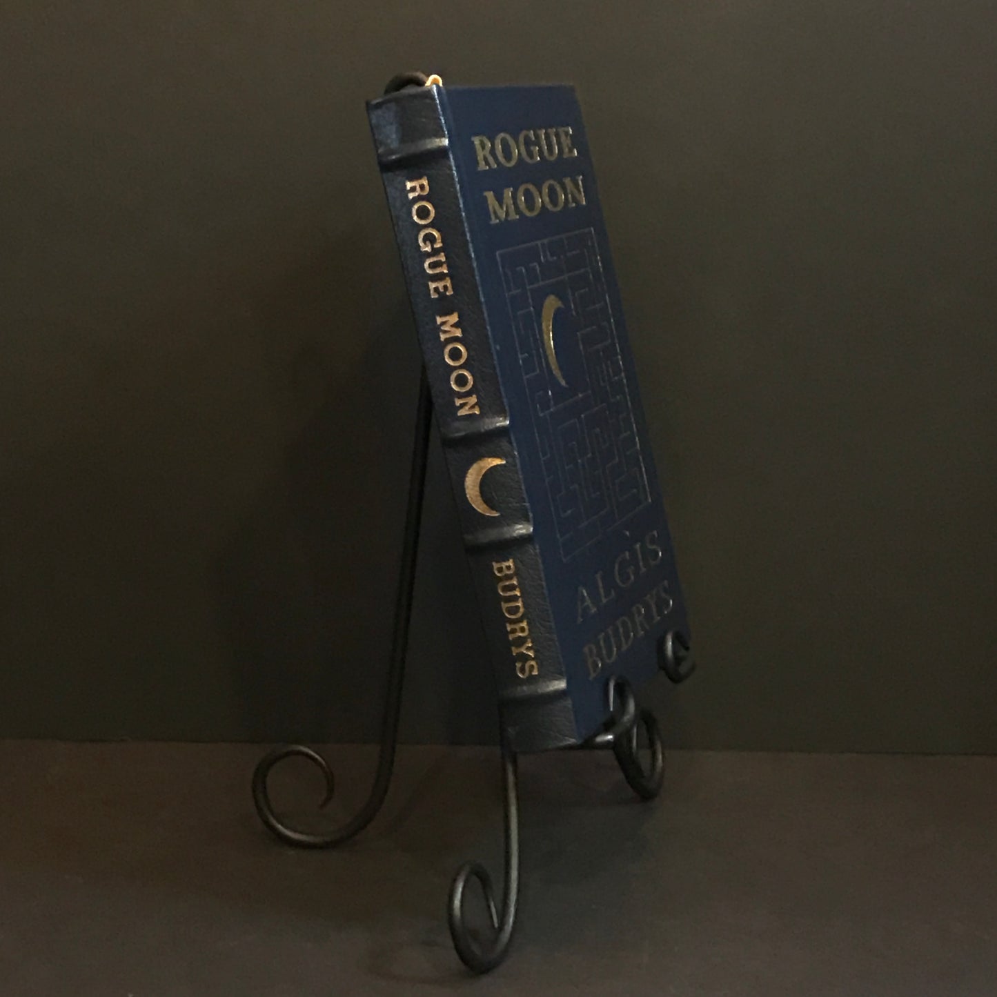 Rogue Moon - Algis Budrys - Easton Press - 1988