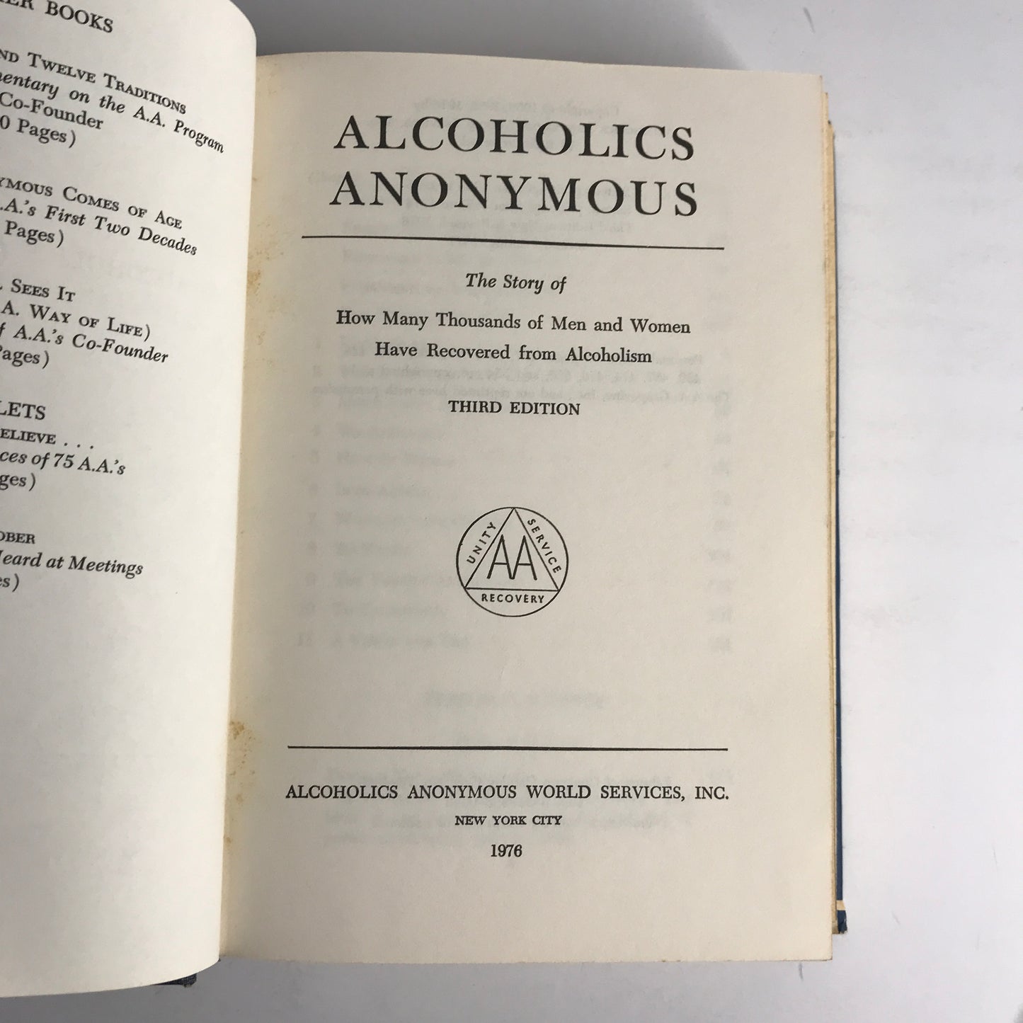 Alcoholics Anonymous - 3rd Edition - 3rd Printing - 1977