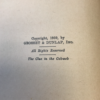 The Club in the Cobweb - Carolyn Keene - 1939