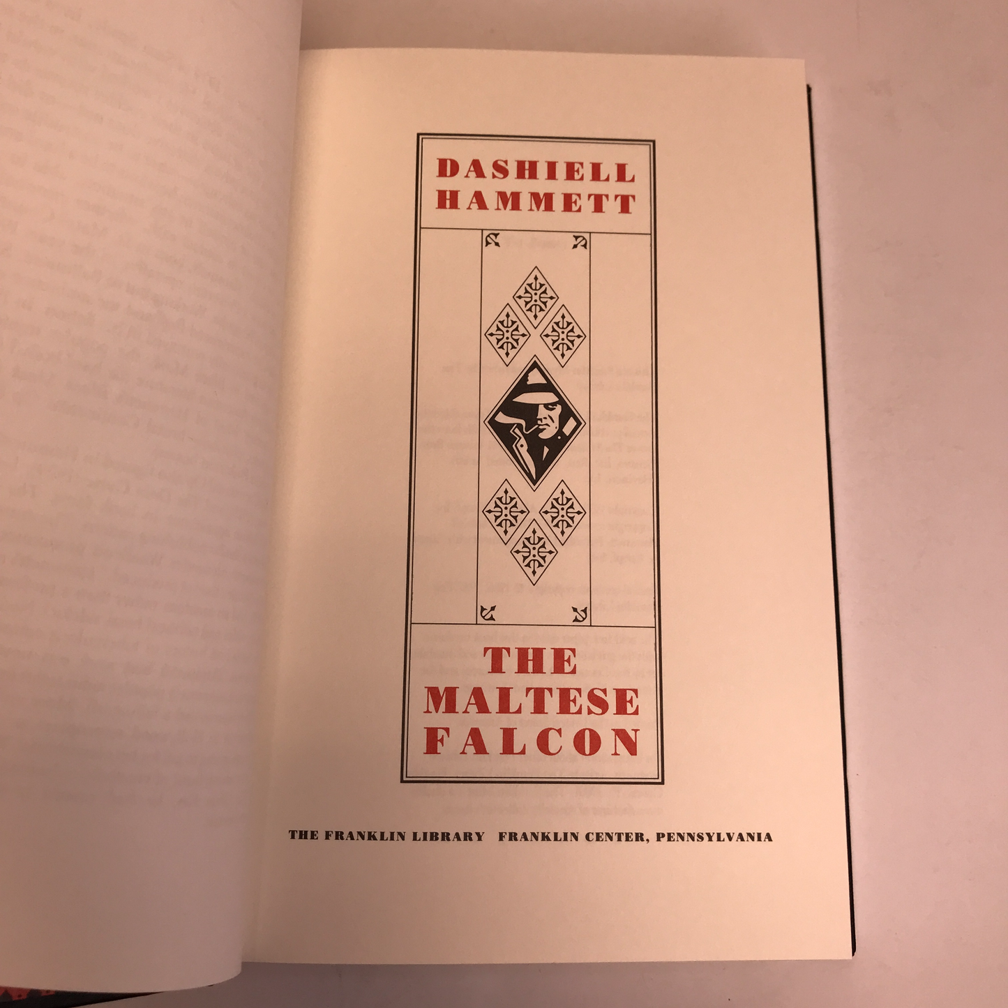 The Maltese Falcon - Dashiell Hammet - Franklin Library - 1987