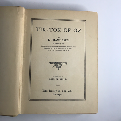 Tik-Tok of Oz - L. Frank Baum - 1914 - Missing 2 Corners in Front