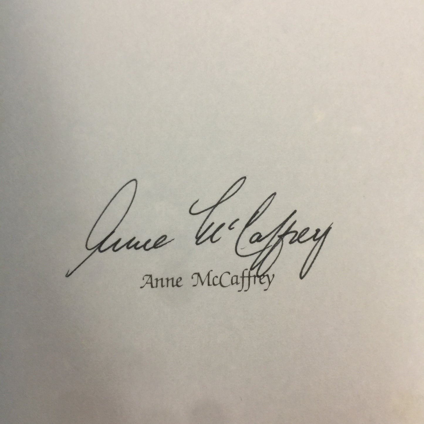 Moreta: Dragonlady of Pern - Anne McCaffrey - Deluxe Signed Edition - 1984