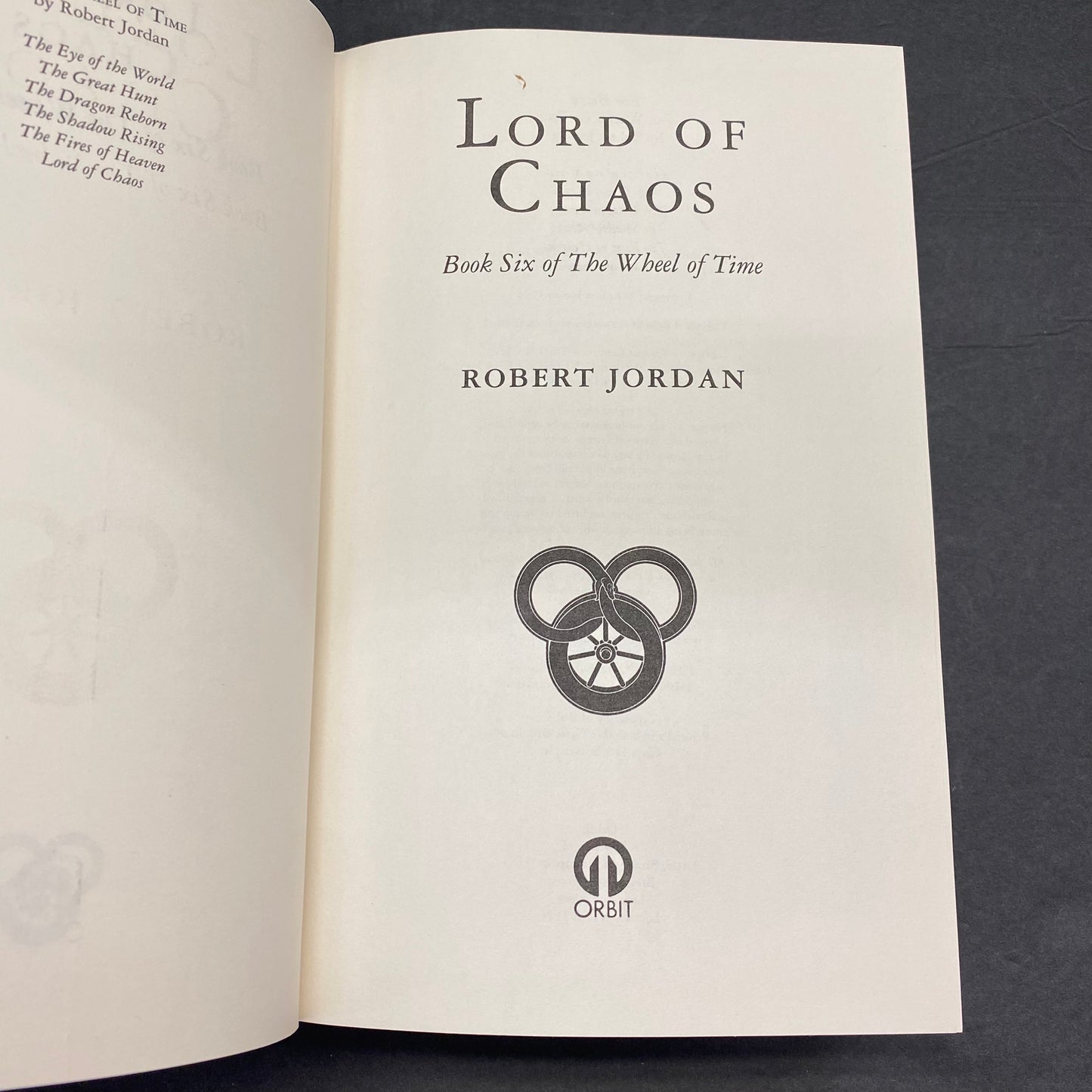 Lord of Chaos - Robert Jordan - 1st U. K. Edition - 1994