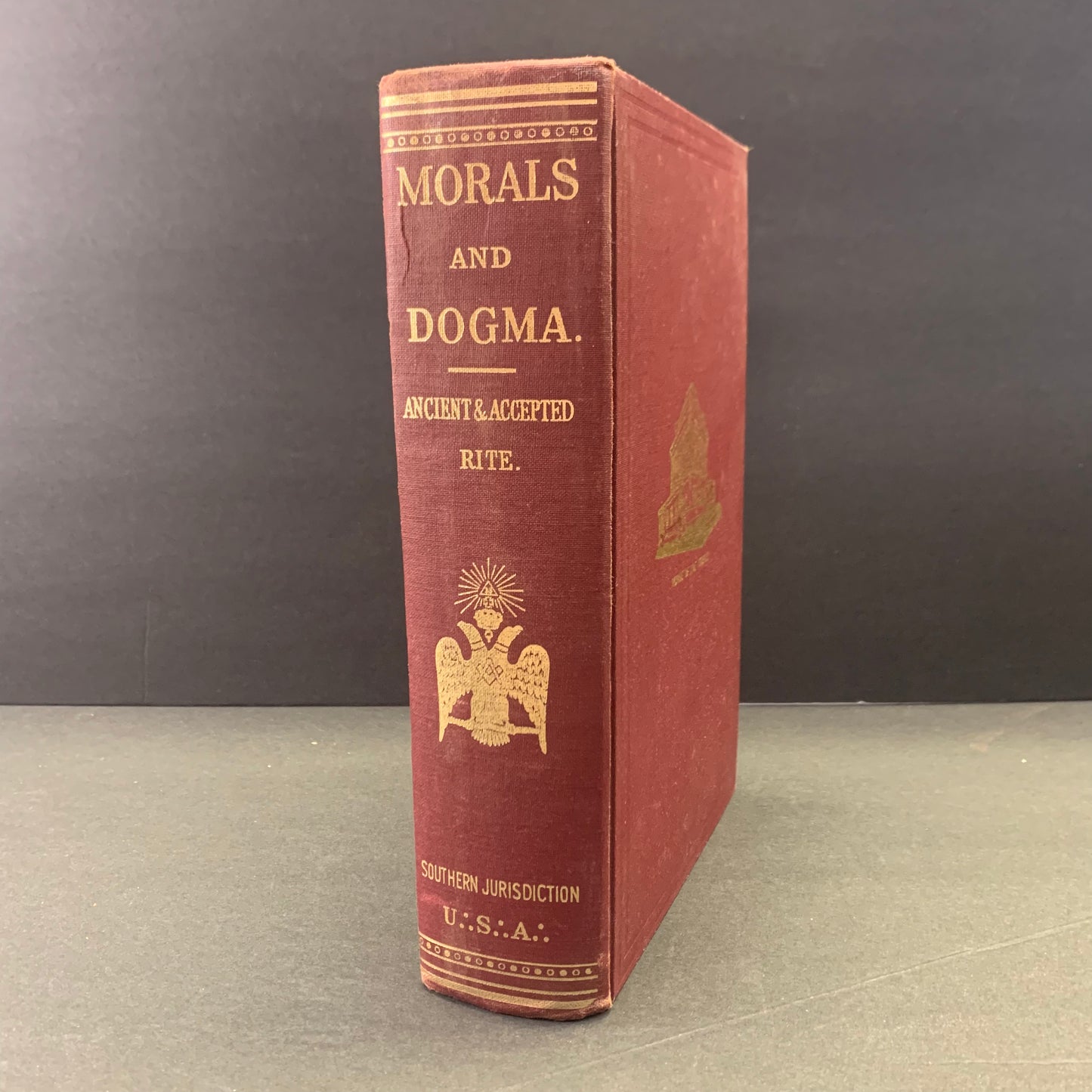 Morals and Dogma - Albert Pike - 1966