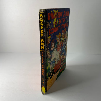 Raggedy Ann and Betsy Bonnet String - Johnny Gruelle - 1960