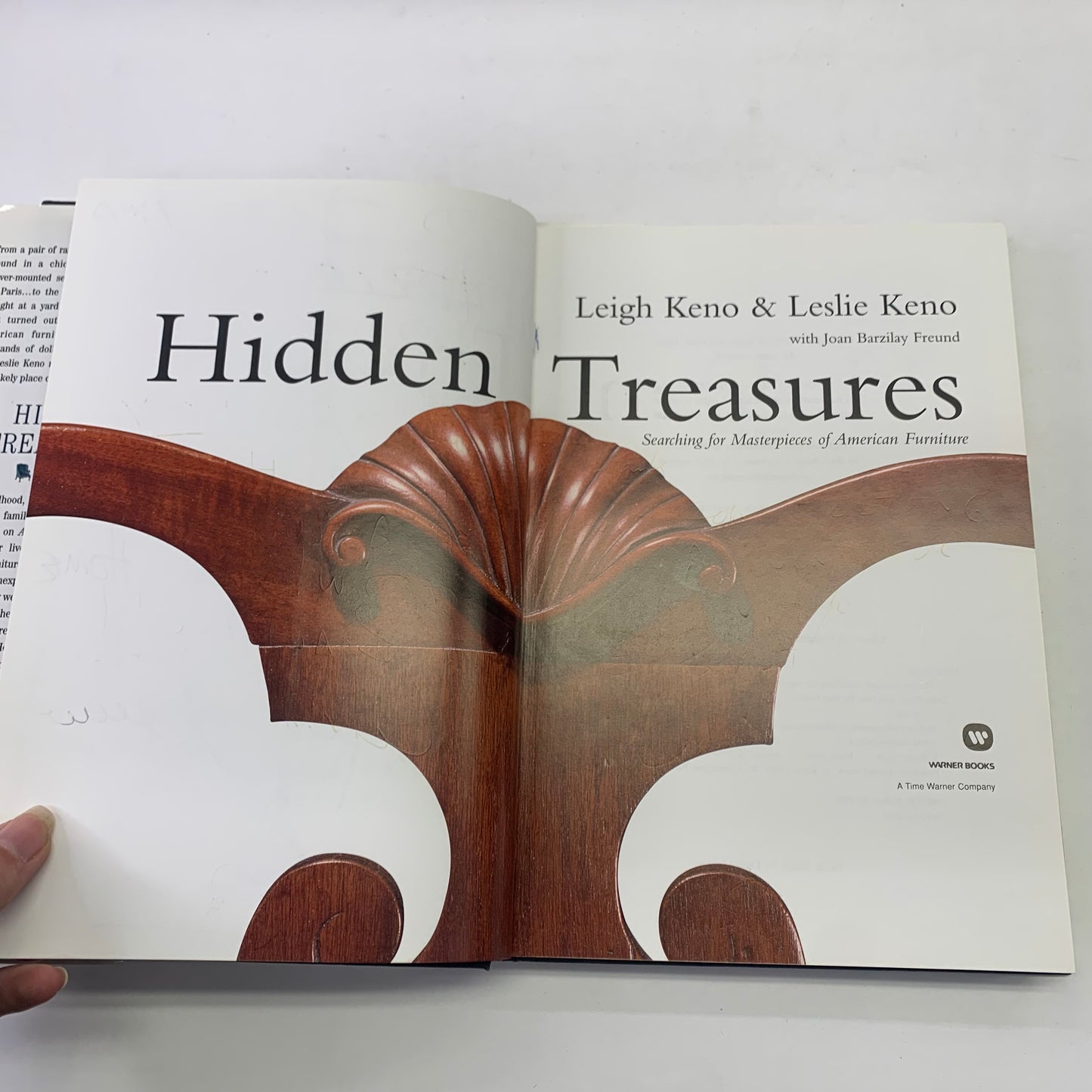 Hidden Treasures: Searching for Masterpieces of American Furniture - Leigh Keno and Leslie Keno - Signed 2x - 1st Edition - 2000