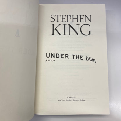 Under the Dome - Stephen King - 1st Edition - 2009