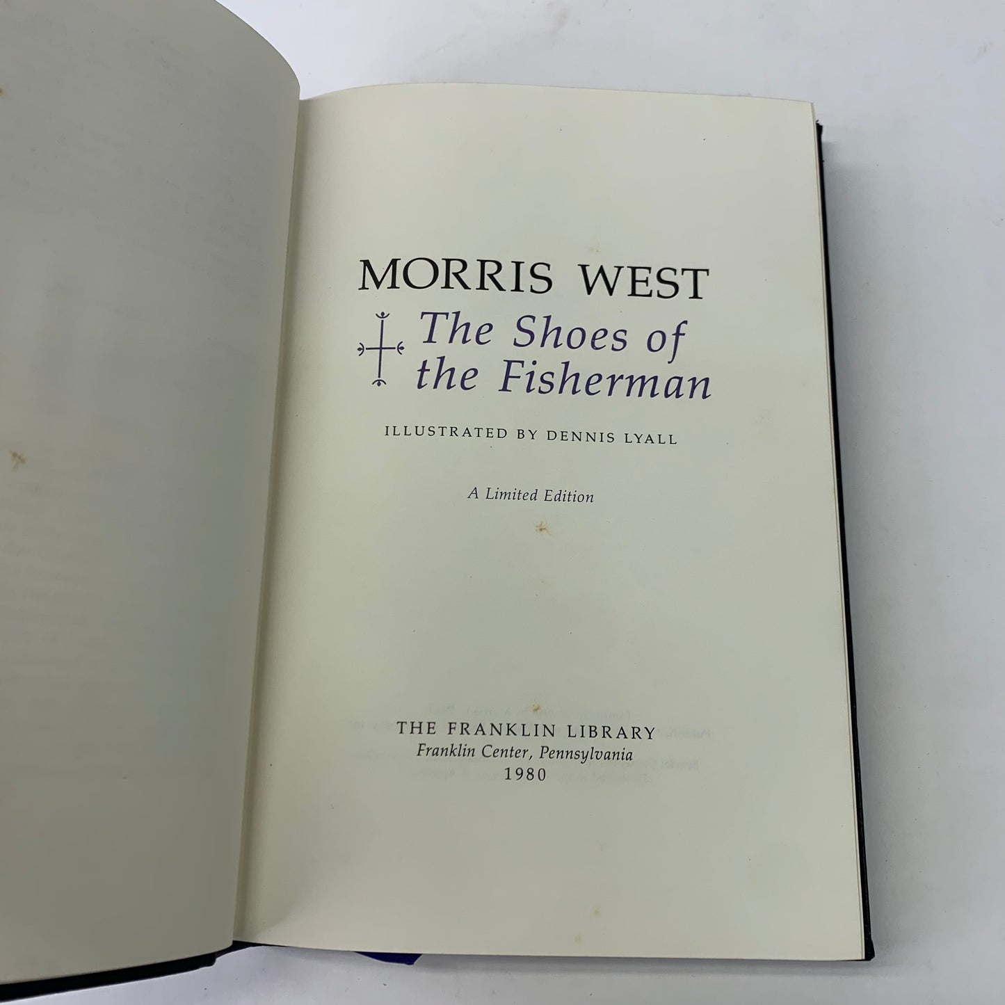 The Shoes of The Fisherman - Morris West - Signed - Franklin Library - 1980