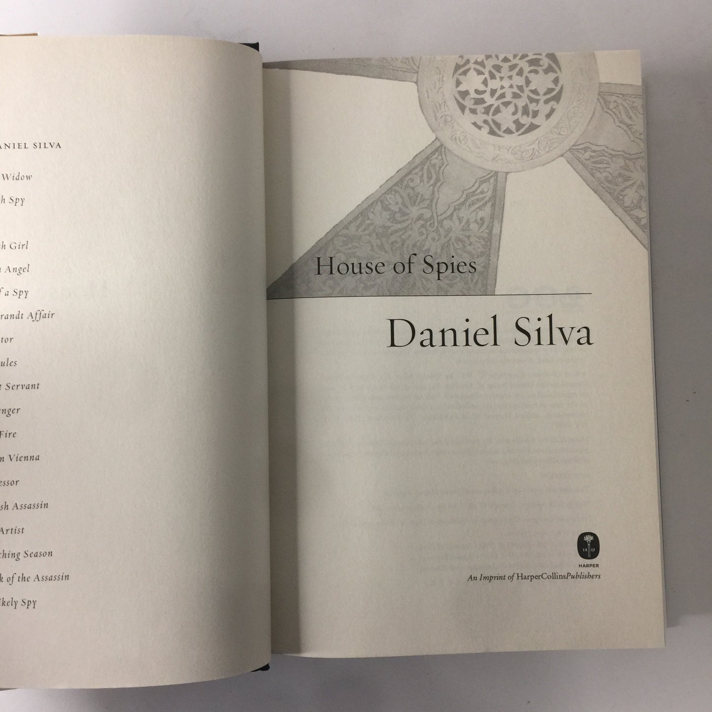 House of Spies - Daniel Silva - 1st Edition - Signed - 2017