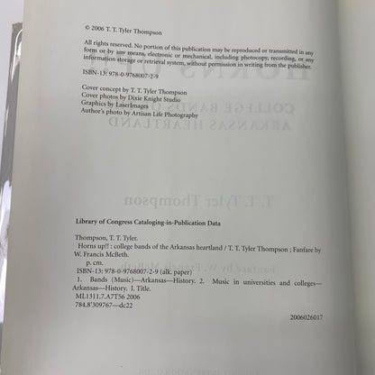 Horns Up! College Bands of the Arkansas Heartland - T. T. Tyler Thompson - 2006